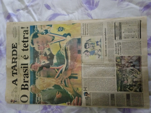 2 Jornais Da Final Da Copa Do No Do De 94 E 2002