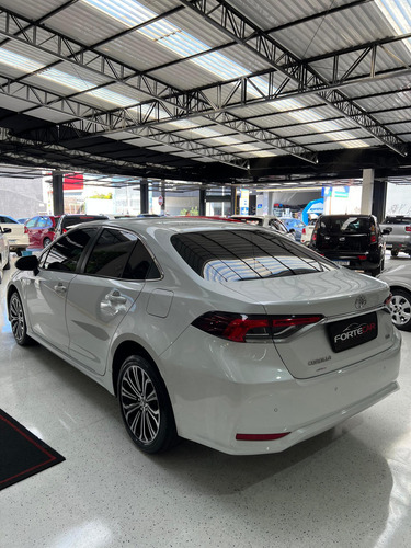 Toyota Corolla Corolla XEi 2.0 Flex 16V Aut.