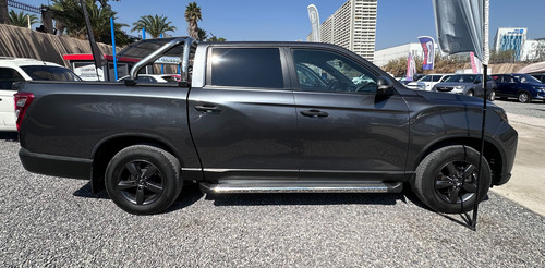 SsangYong Musso Grand 2.2Td Lx Mt6 2Wd