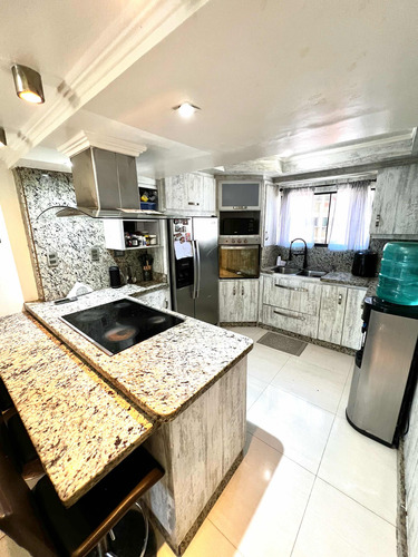 Apartamento De 2 Habitaciones Y 2 Baños En Playa Grande
