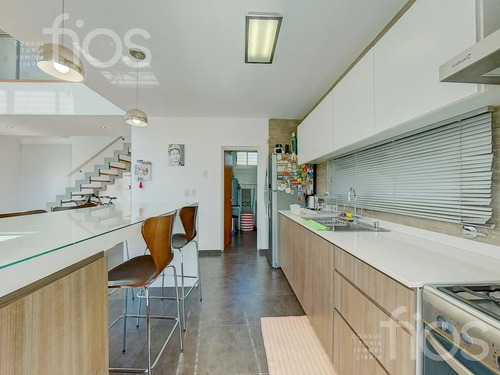 Imagen 11 de 28 de Venta Casa De 3 Dormitorios Con Parque Piscina Cochera En Funes