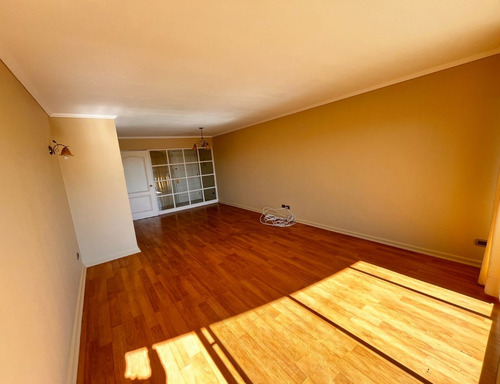 Departamento Sector Av Alemania 4 D +3 B + 1 Est.+ 1 Bodega