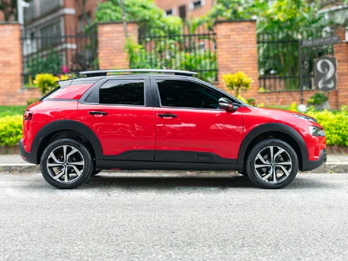 Citroën C4 Cactus 1.6 Shine Turbo Aut