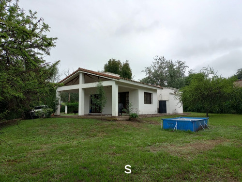 Alquiler Casa Córdoba Villa Allende- 3 Habitaciones - Gran Jardín - Actualizacion 6 Meses 