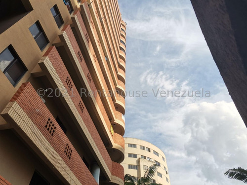 Imagen 12 de 15 de Yely Romero 04144351945- Rentahouse Vende Apartamento En Valencia. Cod: 22y10697
