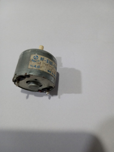 Motor Eléctrico Pequeño Para Juguetes 5/9 Volt M8 (Usado)