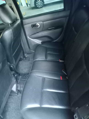 Imagem 2 de 9 de Nissan Livina X-gear 2014 1.8 Flex Aut. 5p