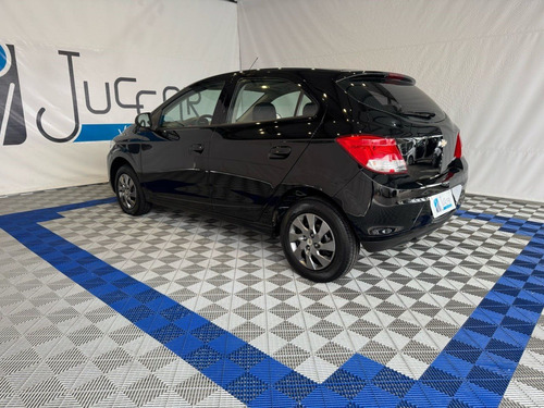 Chevrolet Onix 1.0 MPFI LT 8V FLEX 4P MANUAL