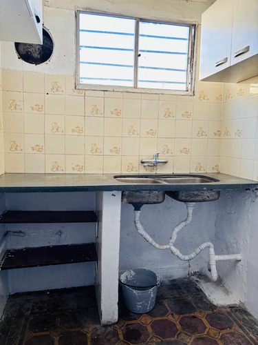 Linda Casa Luminosa De 4 Dormitorios Azotea Y Parrillero