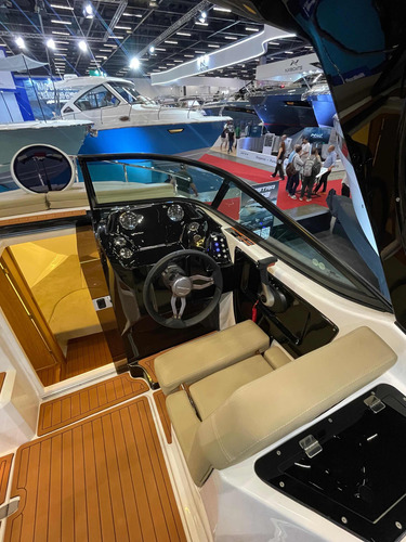 Lancha Mestra 240 Mc + Mercruiser 250hp Ano 2026 Zero!