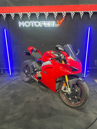 Ducati Panigale V4s