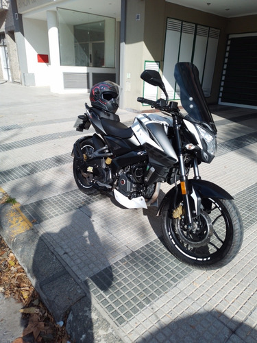 Imagen 2 de 4 de Bajaj Rouser Ns 200