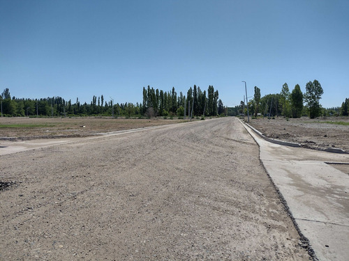 Imagen 16 de 16 de Venta-terreno En Barrio Mirasur Plottier