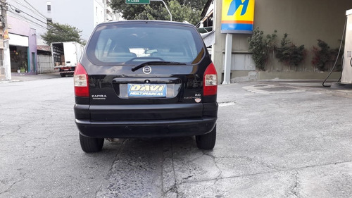 Imagem 3 de 11 de Chevrolet Zafira Elite