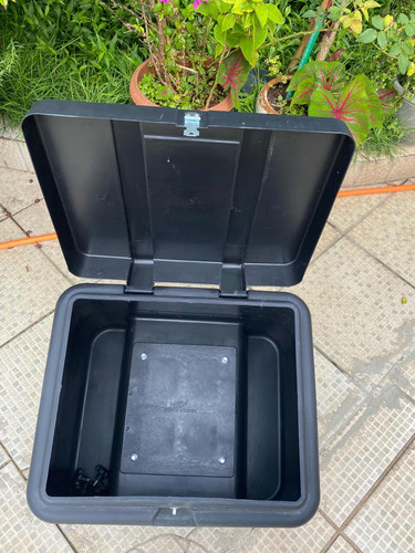 Baú 80l Com Suporte Completo Pro Tork