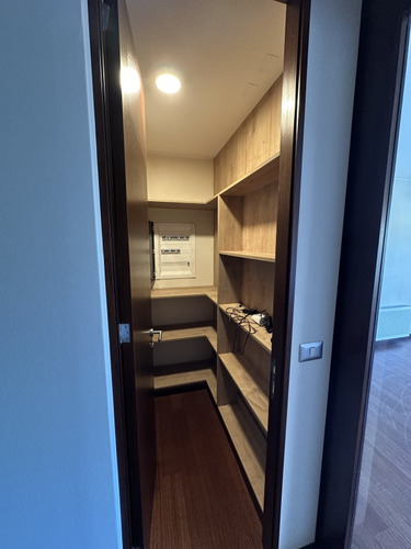 3 Dorm, 3 Baños, Más Servicio, 2 Estacionamientos Y Bodega