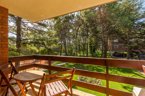 Venta Apartamento 2 Dormitorios 2 Baños Punta Del Este