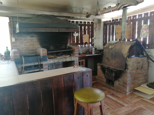 Parcela 4d; 2b Completos; 1b Visita; Cobertizo