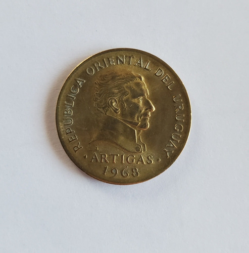 Moneda 10 Pesos Uruguay 1968 (Usado)