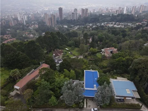 Vendemos Lote En Unidad Cerrada Del Poblado Con Vista A Medellin