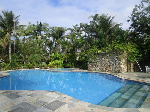 Casa À Venda No Condomínio Jardim Acapulco - Guarujá/sp - Ca3174