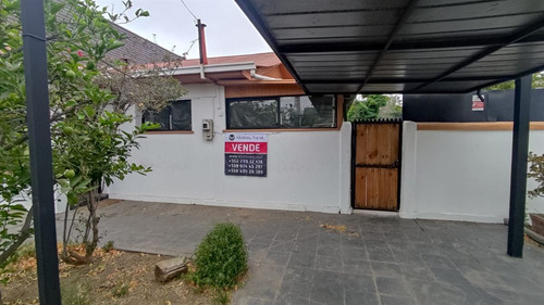 Casa En Venta De 3 Dorm. En La Cisterna