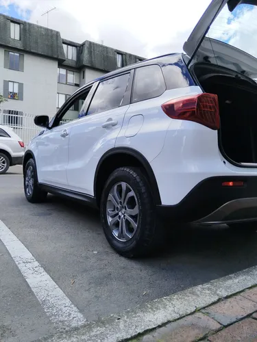 Suzuki Vitara Live At 2wd Full