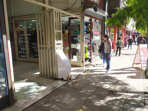 Imagen 5 de 5 de Local - Centro