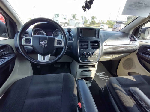 Imagen 12 de 15 de Dodge Grand Caravan 2019 5p Sxt V6/3.6 Aut