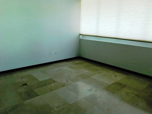 Imagen 10 de 16 de Se Vende Casa 1500m2 4h/4b/6p/ Alto Hatillo 0636