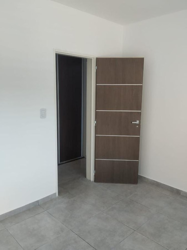 Imagen 7 de 12 de Departamento - Villa Luzuriaga