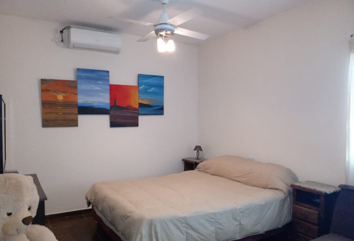 Casa En Venta En Pilar, Barrio La Angélica.