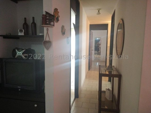 Imagen 17 de 30 de Apartamento En Alquiler Barquisimeto 22-24787 Jpg 04143500859