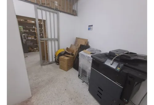 Bodega De 360 M² En Excelente Ubicación Envigado