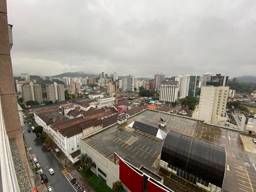 Apartamento No Centro Com 3 Quartos Para Venda, 145 M² - Lg7692