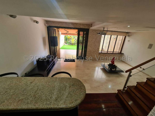 Exclusiva Planta Baja En Lomas De La Alameda 24-29015