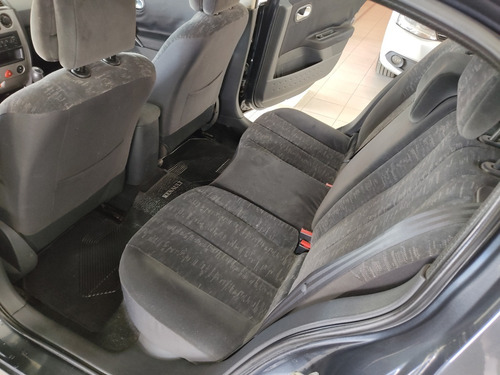 Imagen 16 de 18 de Megane Ii 2.0 Luxe