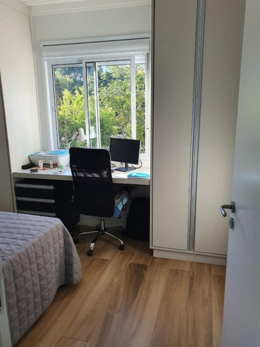 Compre Este Apartamento Com 3 Dormitorios 1 Suite Com Ar Condicionado - 220