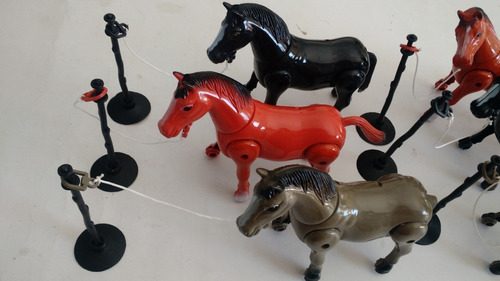 Kit 12 Cavalos Plastico Brinquedo Só Para Enfeite Não Anda | Frete grátis