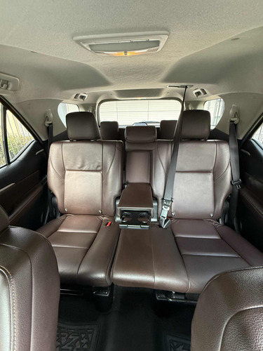 Toyota Sw4 4x4 Srx 2,8 Tdi 6 A/t 7a