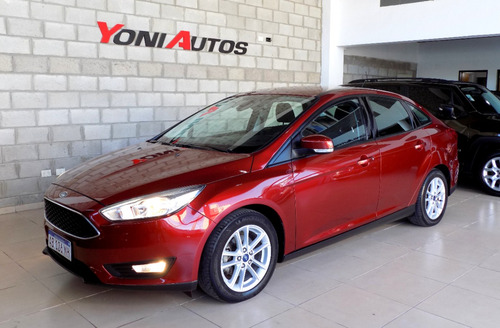 Ford Focus III 1.6 Sedan S