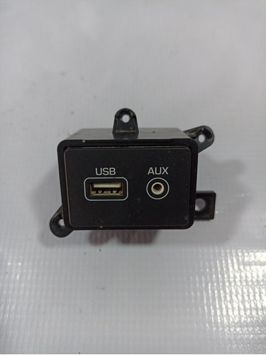 Switch Aux /usb  Hyundai Sonata 2.0 16-20 Original