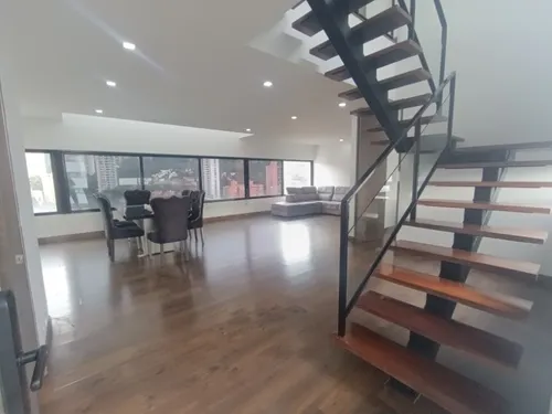 Apartamento En Arriendo Ubicado En El Poblado Sector San Lucas (27093).