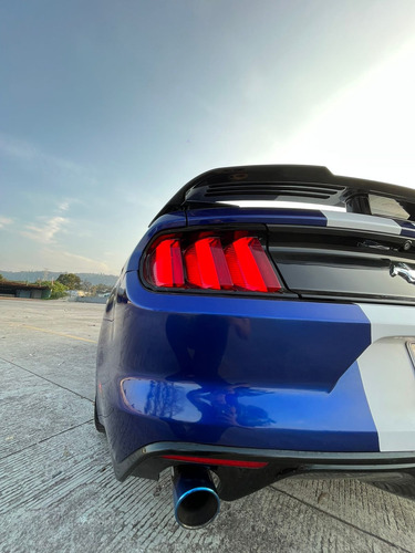 Ford Mustang 3.8 Coupe 3.7 V6 At