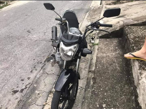 Imagem 1 de 4 de Dafra Riva