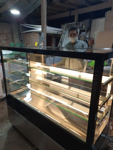 Exhibidora De Tortas Modelo Cuadrada Especial