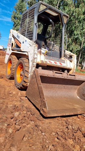 Mini-carregadeira Bobcat S100 Ref.243240