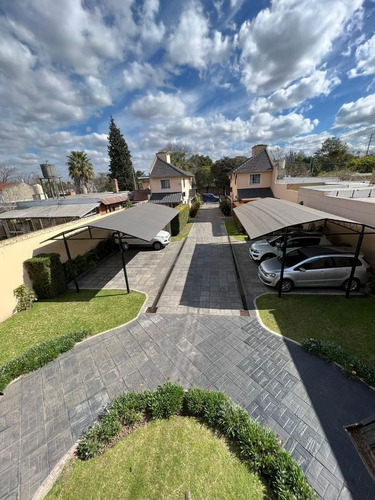 Excelente Dúplex En Venta Sobre Calle Centenario Al 300, Moreno