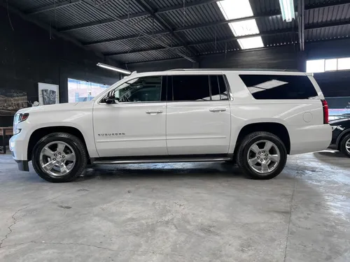 Chevrolet Suburban 5.4 Premier Piel 4x4 At