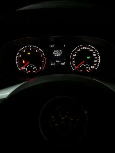 Jetta Comfortline, Con Asientos En Cuero Y Cámara De Parqueo